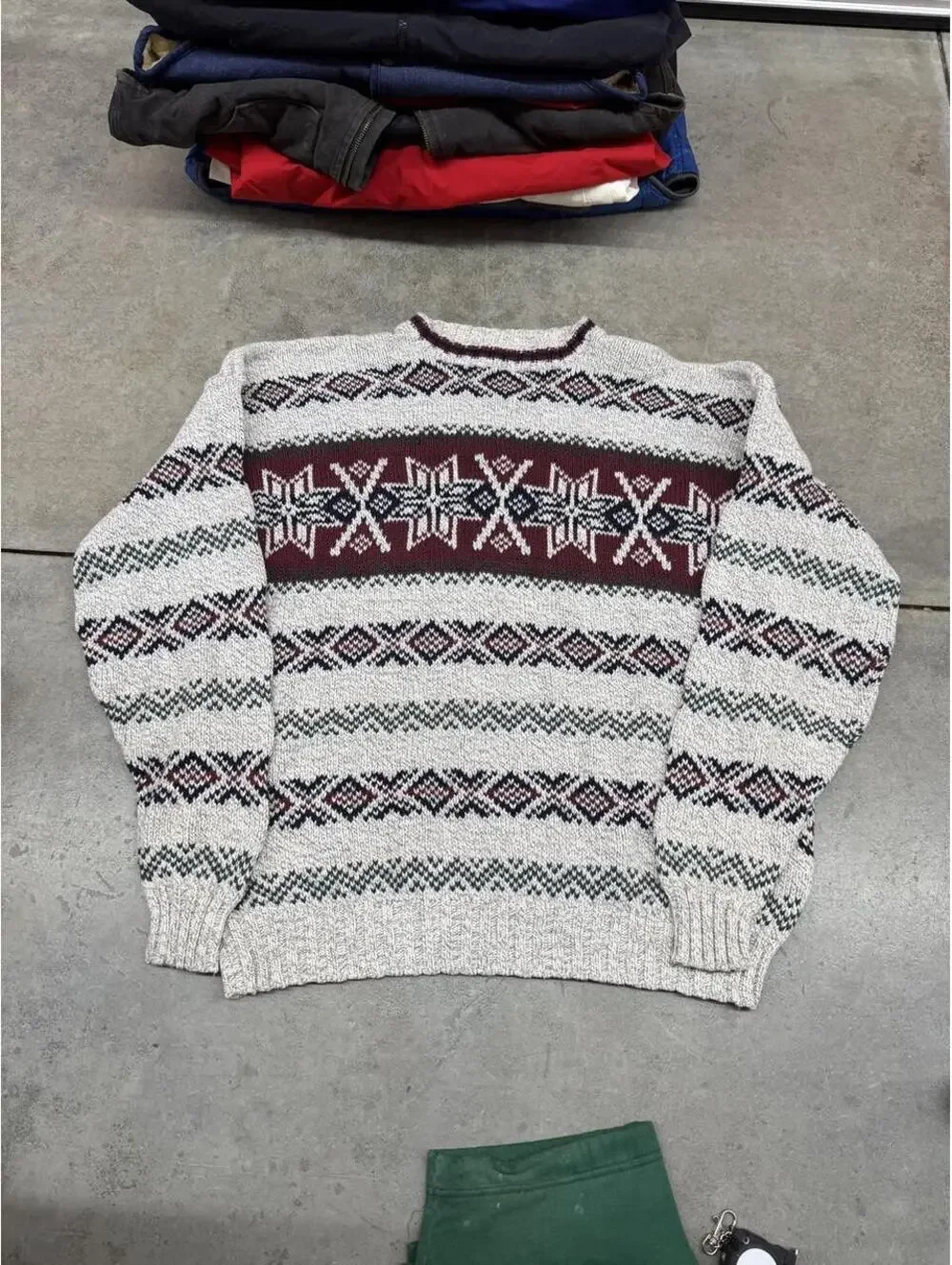 vintage great northwest sportswear made in usa grey red snowflake knit sweater